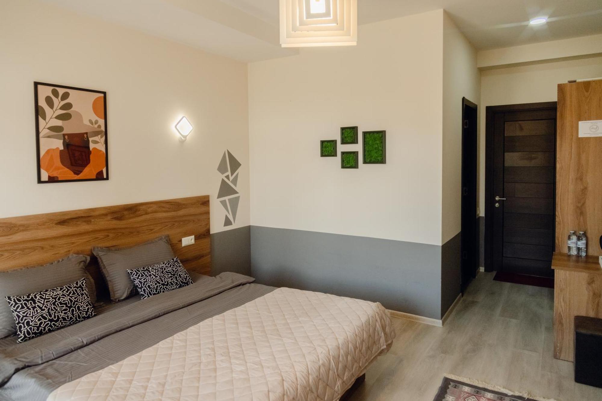 Hotel Graf T Tbilisi Exterior photo
